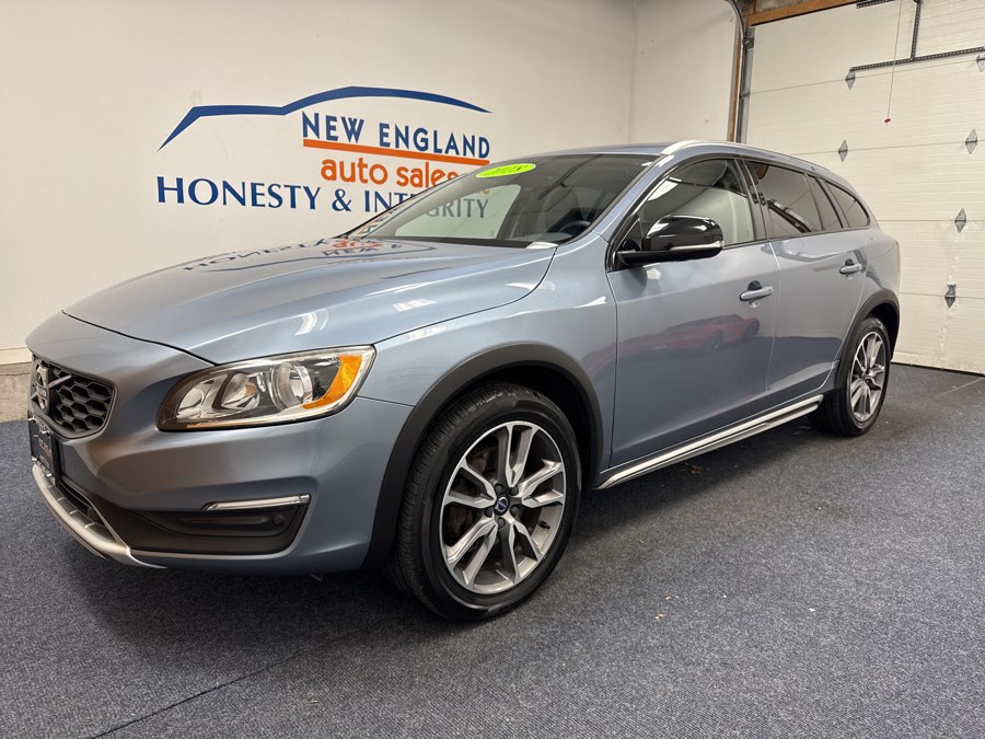 2018 Volvo V60 Cross Country T5 AWD, available for sale in Plainville, Connecticut | New England Auto Sales LLC. Plainville, Connecticut