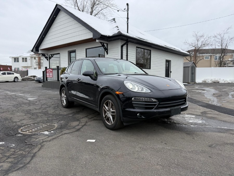 2013 Porsche Cayenne AWD 4dr S, available for sale in Hicksville, New York | REGAL AUTOHAUS Auto Service and Sales. Hicksville, New York