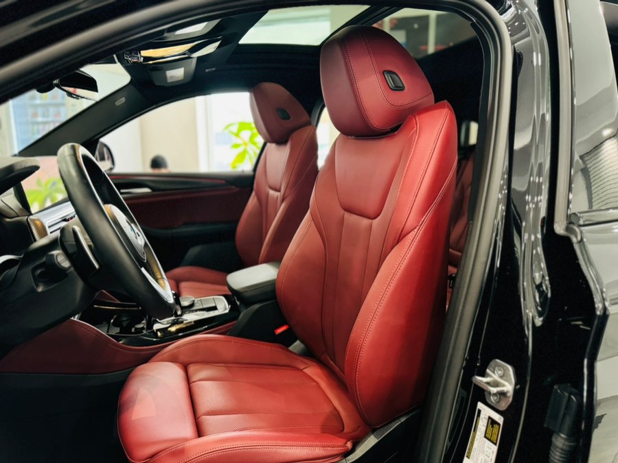 Used 2024 BMW X4 in Franklin Square, New York | C Rich Cars. Franklin Square, New York