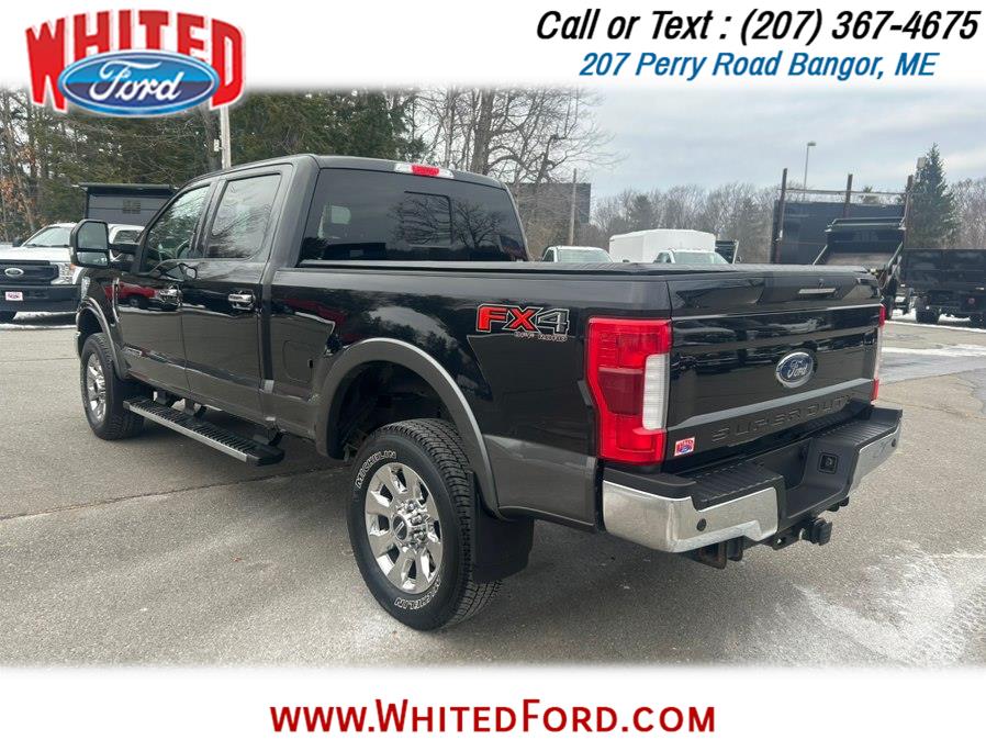 Image of Used 2018 Ford Super Duty F-250 SRW LARIAT 4WD Crew Cab 6.75'' Box|52,018 Miles|Four Wheel Drive