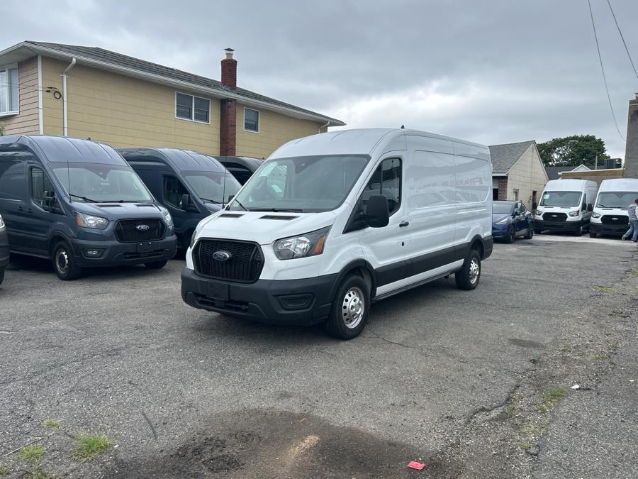 2023 Ford Transit Van Base's photo