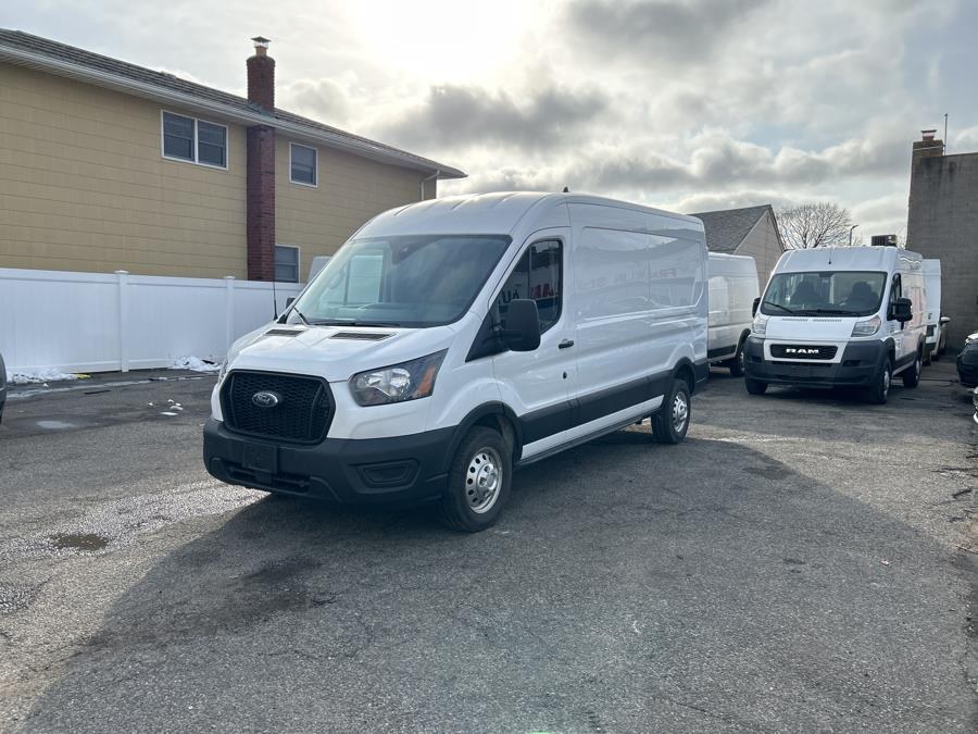 2023 Ford Transit Van Base's photo