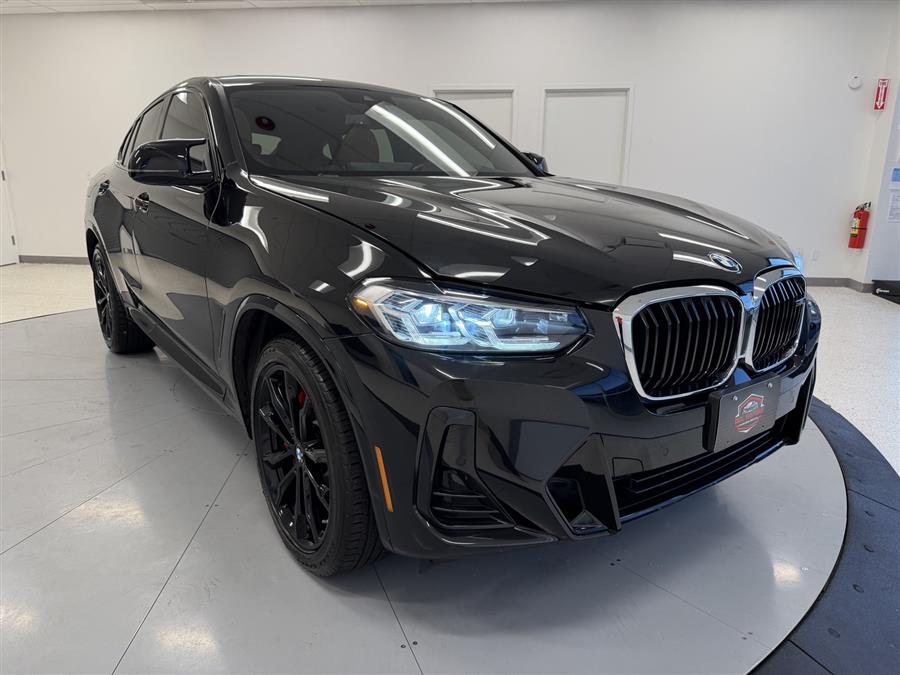 2024 BMW X4 M40i's photo