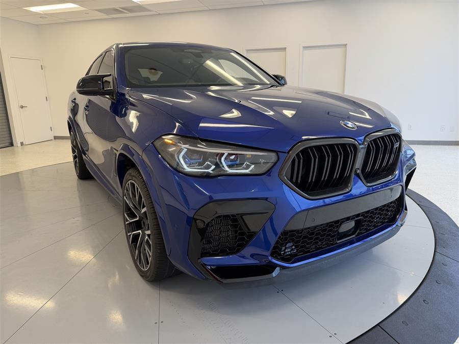 2022 BMW X6 M Base's photo
