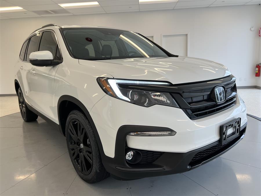 2022 Honda Pilot SE's photo