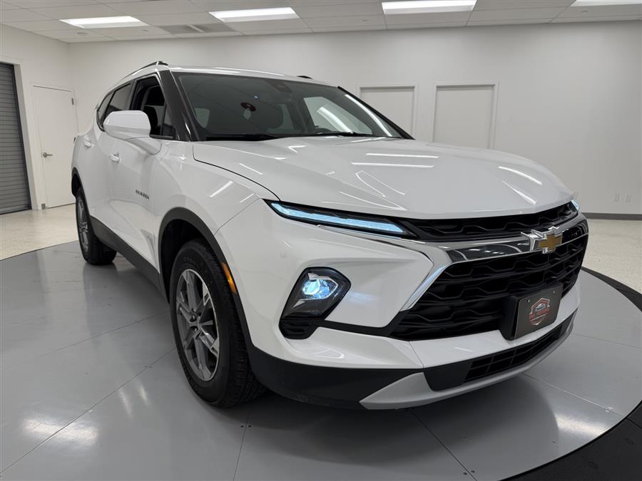 2023 Chevrolet Blazer 2LT's photo