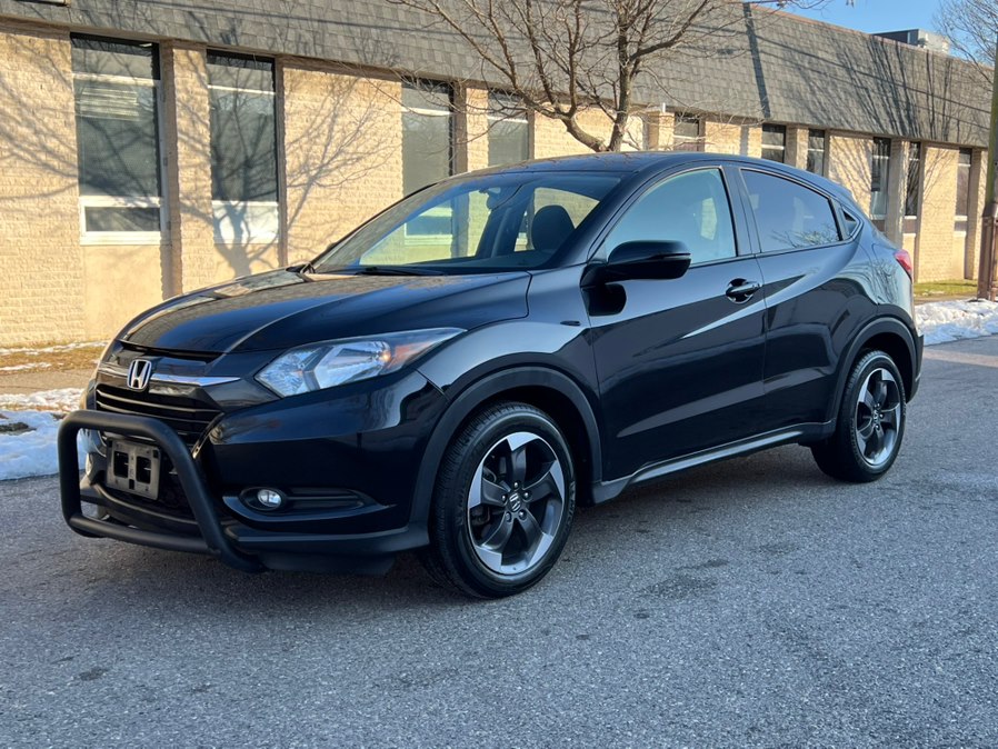 Used 2018 Honda HR-V in Lindenhurst, New York | Cargenic Automotive. Lindenhurst, New York