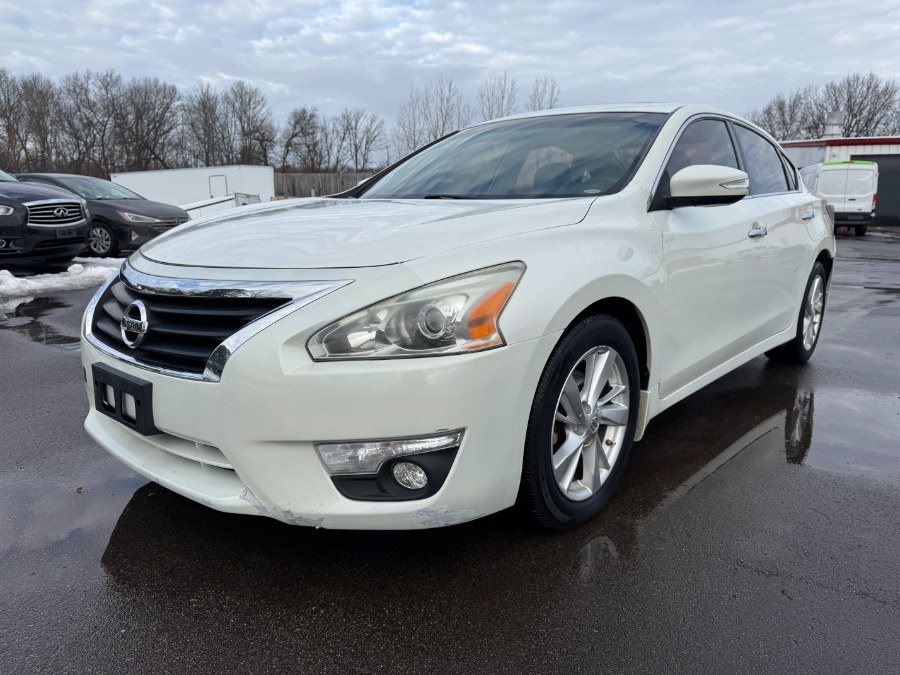 2013 Nissan Altima 4dr Sdn I4 2.5 SL, available for sale in Ortonville, Michigan | Marsh Auto Sales LLC. Ortonville, Michigan