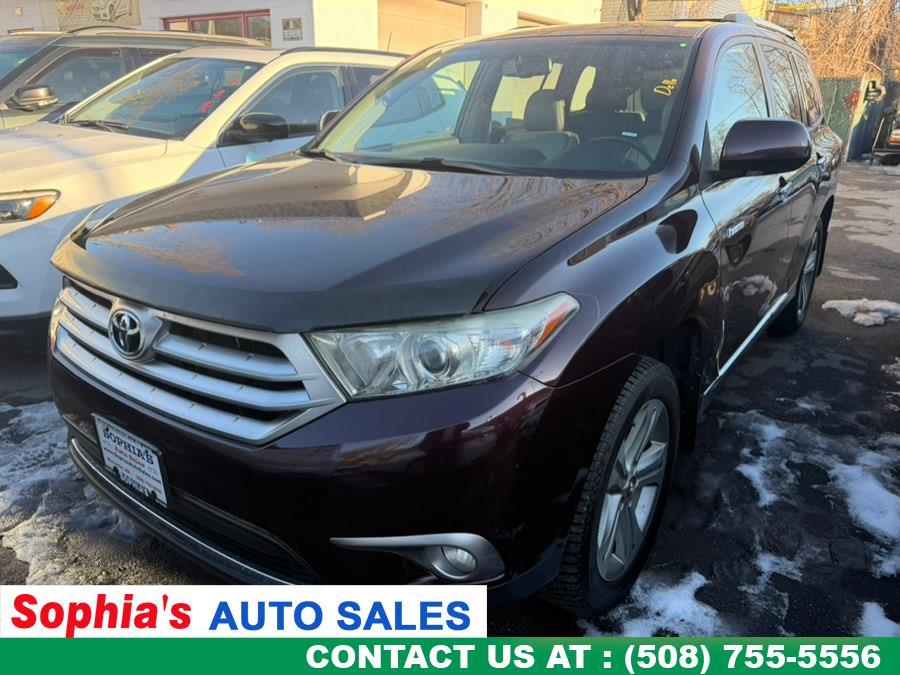 Used 2013 Toyota Highlander in Worcester, Massachusetts | Sophia's Auto Sales Inc. Worcester, Massachusetts
