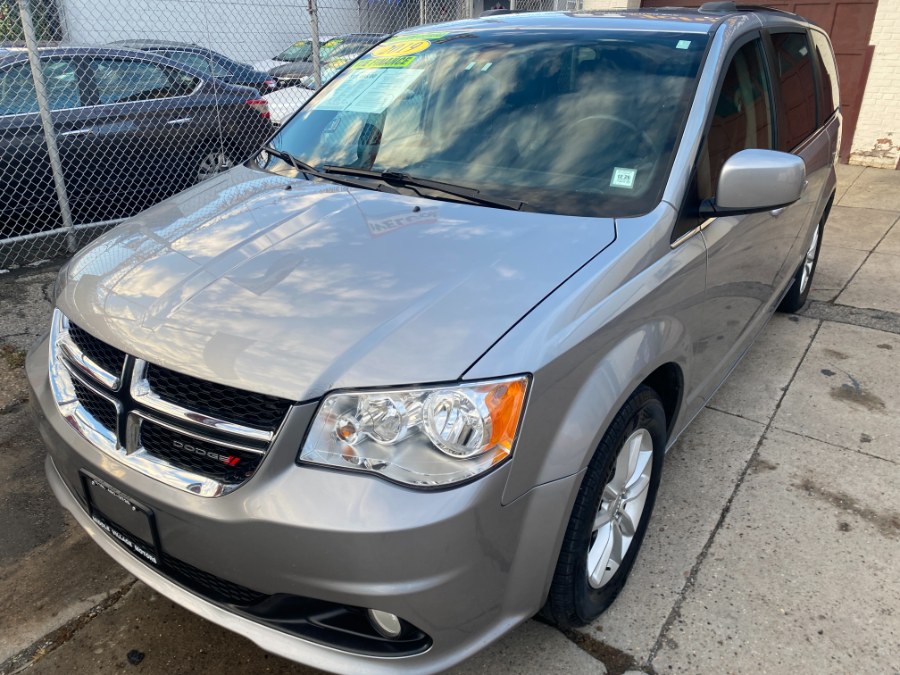 Used 2019 Dodge Grand Caravan in Middle Village, New York | Middle Village Motors . Middle Village, New York