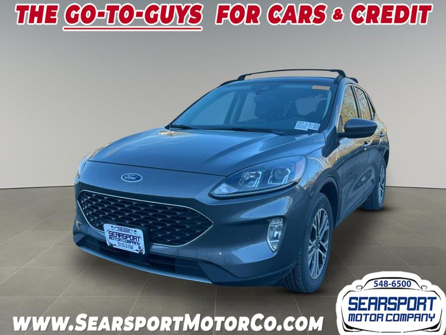 2021 Ford Escape SEL's photo
