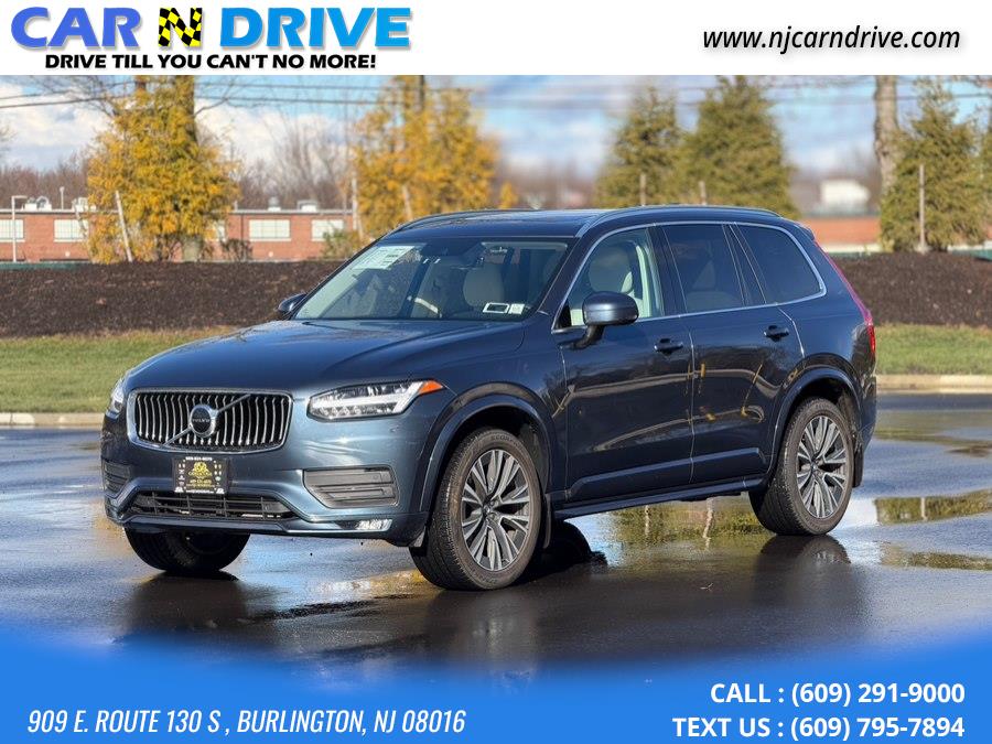 2020 Volvo XC90 Momentum's photo