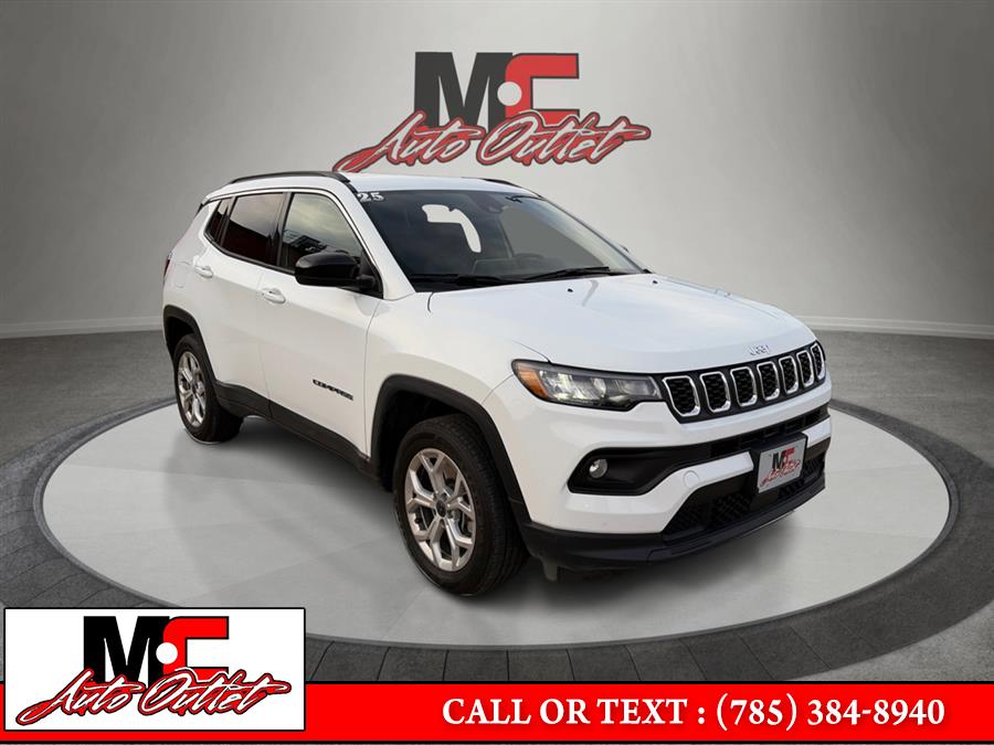 2025 Jeep Compass Latitude's photo