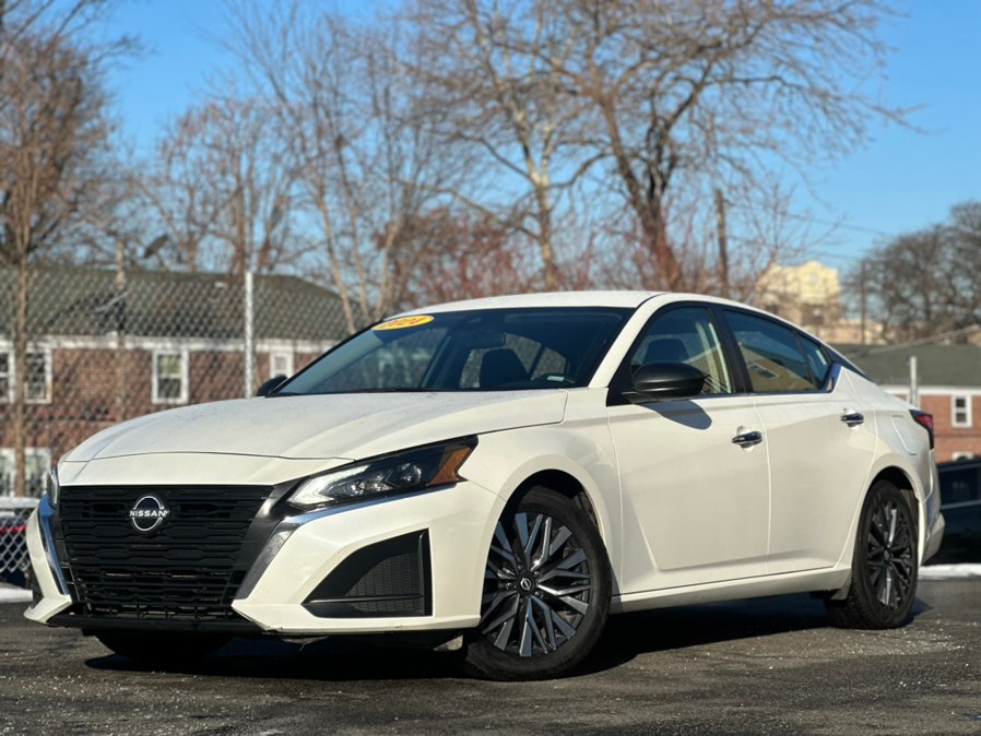 Used 2024 Nissan Altima in Irvington, New Jersey | RT 603 Auto Mall. Irvington, New Jersey