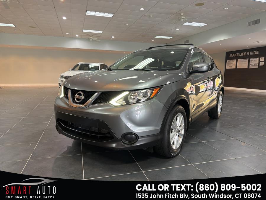 2017 Nissan Rogue Sport SV's photo