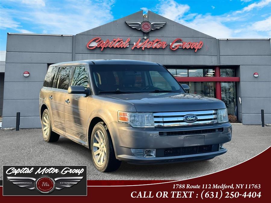 Used 2009 Ford Flex in Medford, New York | Capital Motor Group Inc. Medford, New York