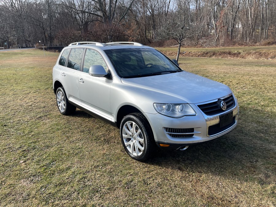 Used 2010 Volkswagen Touareg in Plainville, Connecticut | Choice Group LLC Choice Motor Car. Plainville, Connecticut