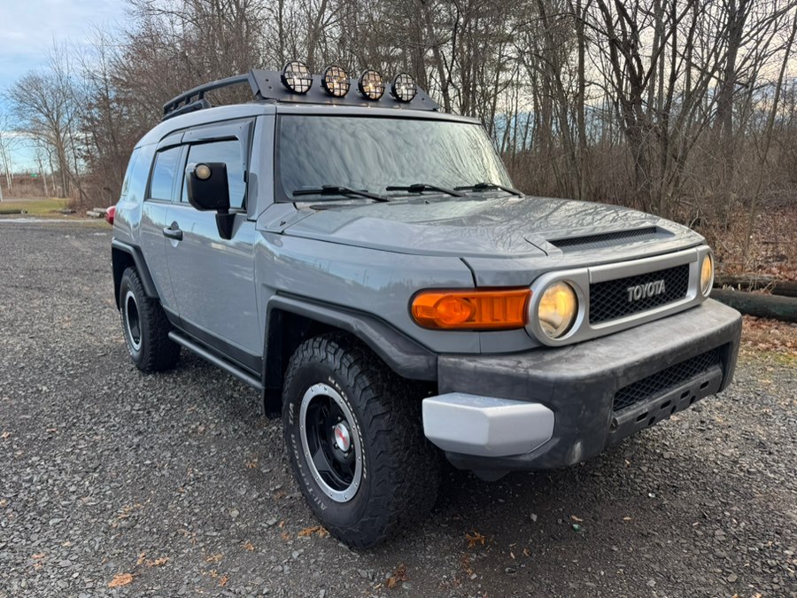 Used 2013 Toyota FJ Cruiser in New Britain, Connecticut | Supreme Automotive. New Britain, Connecticut