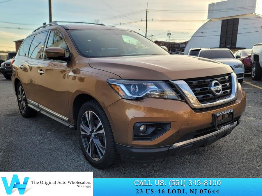 Used 2017 Nissan Pathfinder in Lodi, New Jersey | AW Auto & Truck Wholesalers, Inc. Lodi, New Jersey