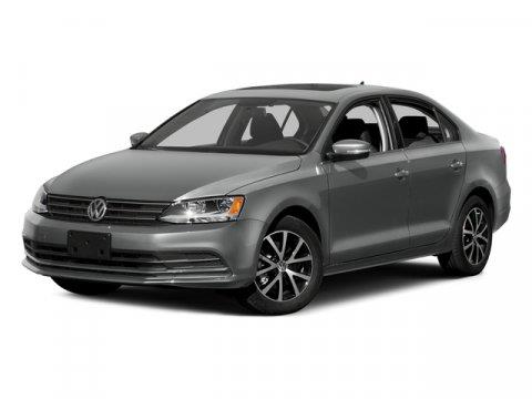 Used 2016 Volkswagen Jetta Sedan in Great Neck, New York | Camy Cars. Great Neck, New York