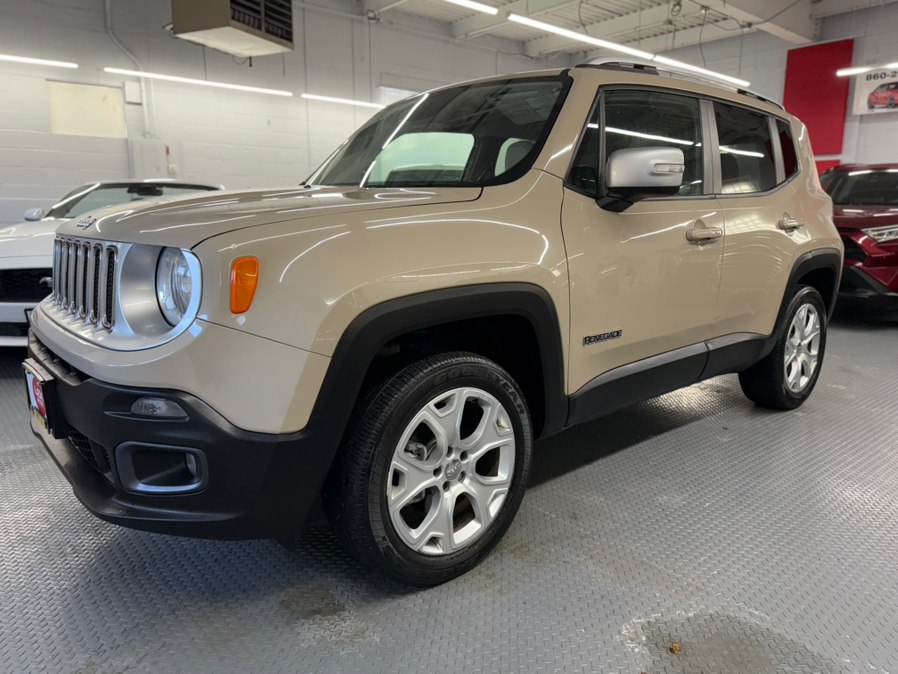 2015 Jeep Renegade Limited's photo