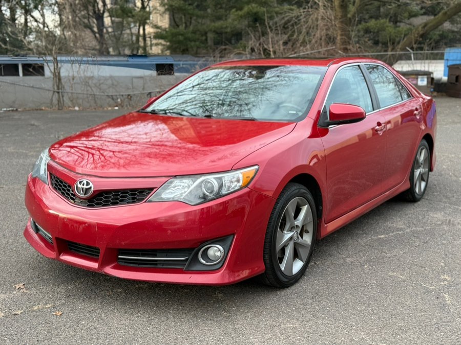 Used 2012 Toyota Camry in Meriden, Connecticut | T E A M Auto Center. Meriden, Connecticut