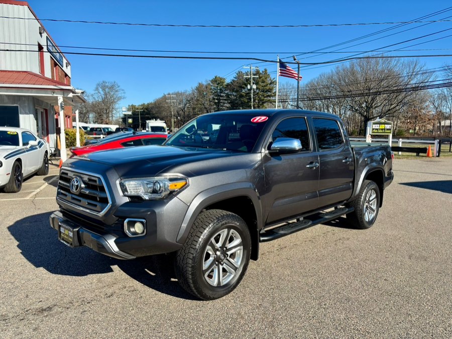 Used 2017 Toyota Tacoma in South Windsor, Connecticut | Mike And Tony Auto Sales, Inc. South Windsor, Connecticut