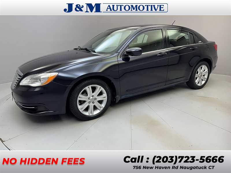 Used 2012 Chrysler 200 in Naugatuck, Connecticut | J&M Automotive Sls&Svc LLC. Naugatuck, Connecticut