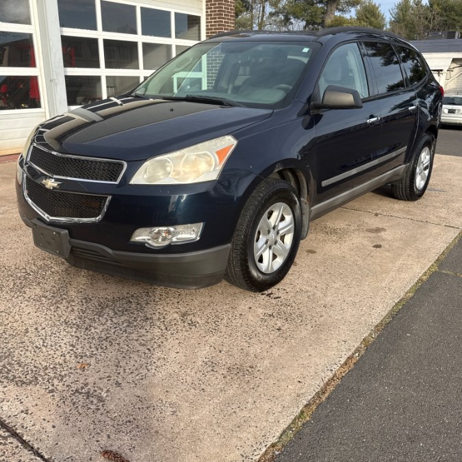 2009 Chevrolet Traverse AWD 4dr LS, available for sale in Naugatuck, Connecticut | Riverside Motorcars, LLC. Naugatuck, Connecticut