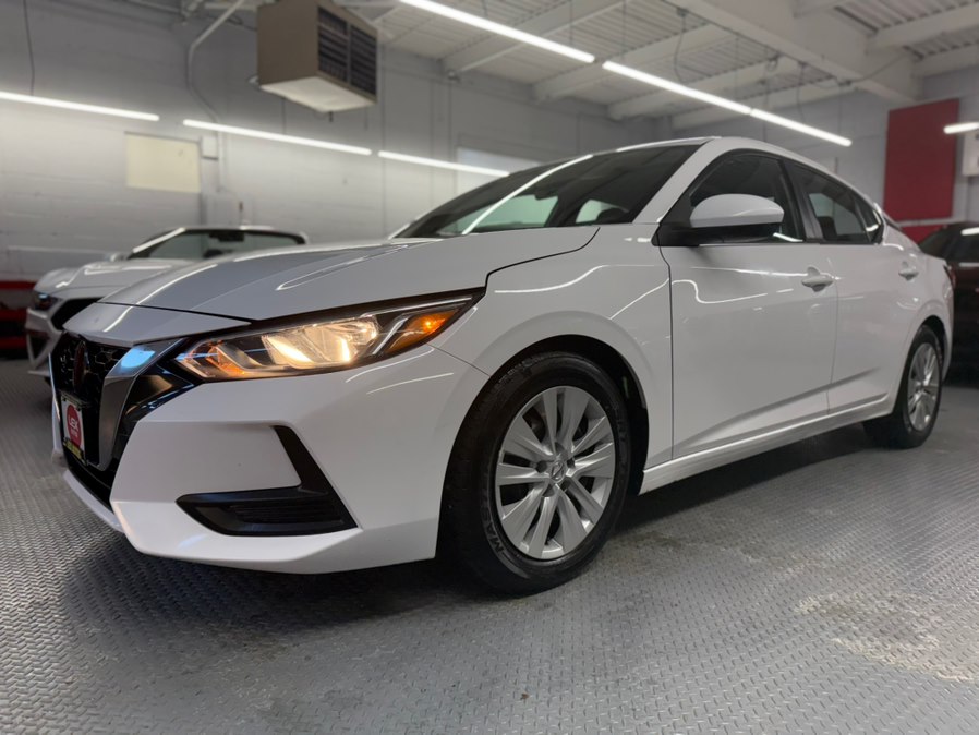 2022 Nissan Sentra S's photo