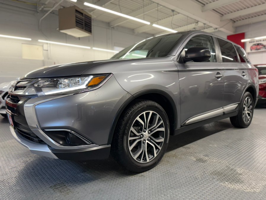 2018 Mitsubishi Outlander's photo