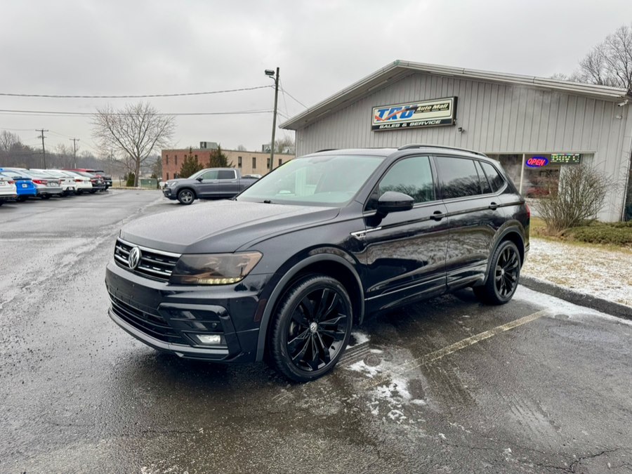 2021 Volkswagen Tiguan SE R-LINE BLACK's photo