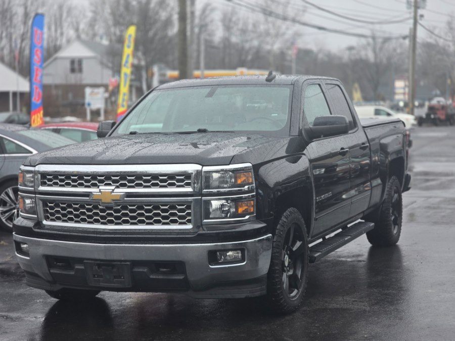 2015 Chevrolet Silverado 1500 4WD Double Cab 143.5" LT w/2LT, available for sale in Canton, Connecticut | Live Motors Sales and Service INC. Canton, Connecticut