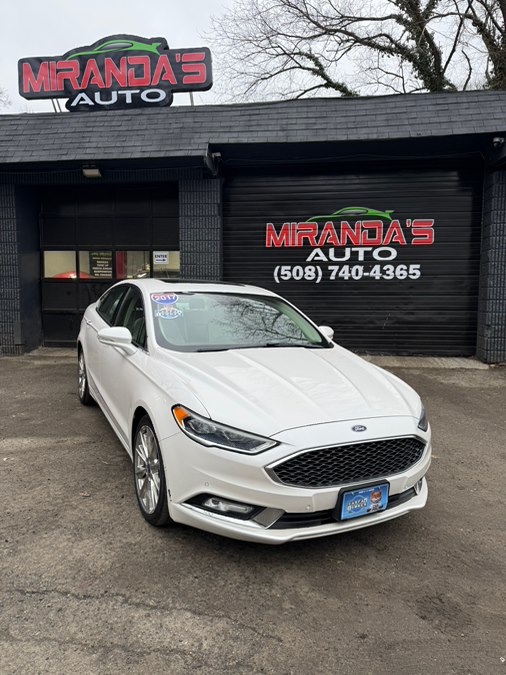 2017 Ford Fusion Platinum's photo