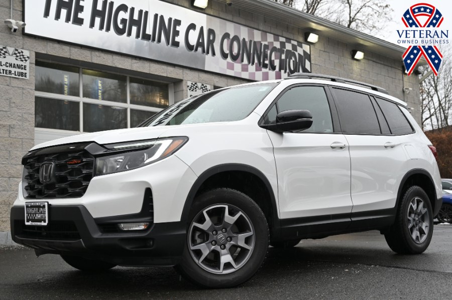 Used 2022 Honda Passport in Waterbury, Connecticut | Highline Car Connection. Waterbury, Connecticut