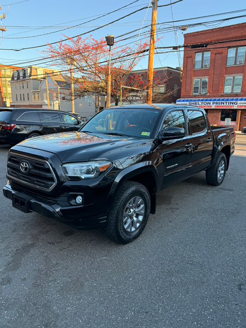 2017 Toyota Tacoma SR5 Double Cab 5'' Bed V6 4x4 AT (Natl), available for sale in Shelton, Connecticut | Center Motorsports LLC. Shelton, Connecticut