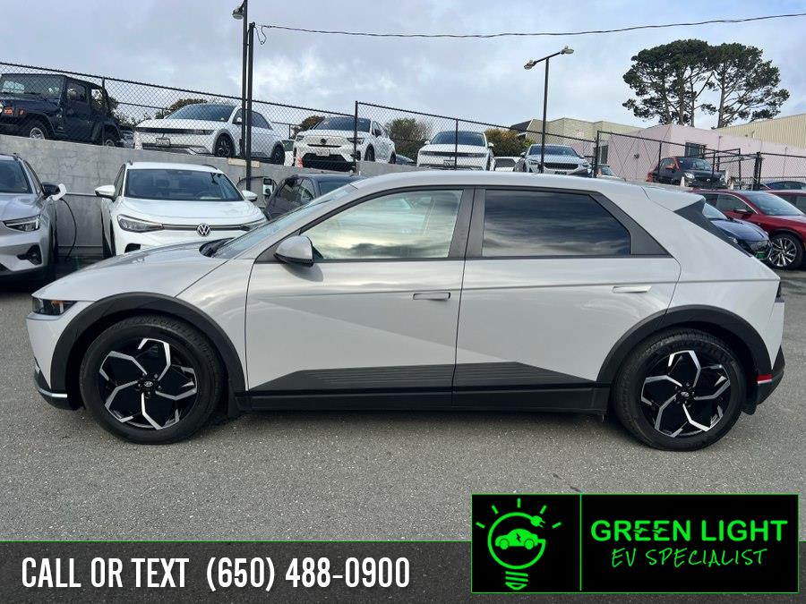 2024 Hyundai IONIQ 5 SEL's photo