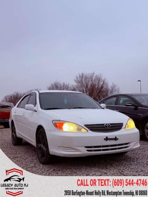 2003 Toyota Camry LE's photo