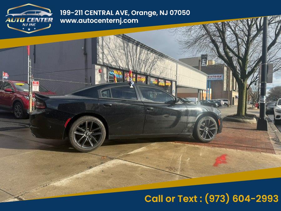 2019 Dodge Charger SXT's photo