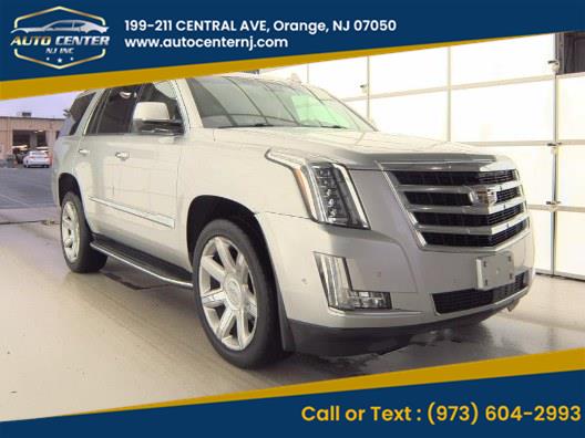 2017 Cadillac Escalade Luxury's photo