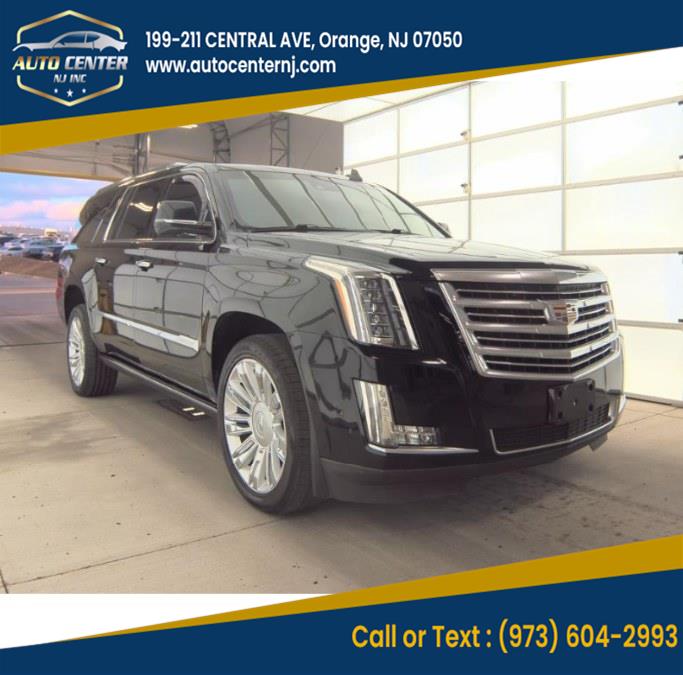 2018 Cadillac Escalade ESV Platinum's photo