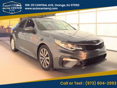 2019 Kia Optima LX's photo