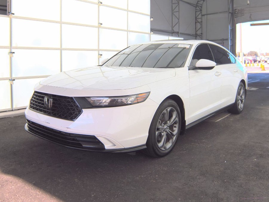 2024 Honda Accord EX's photo