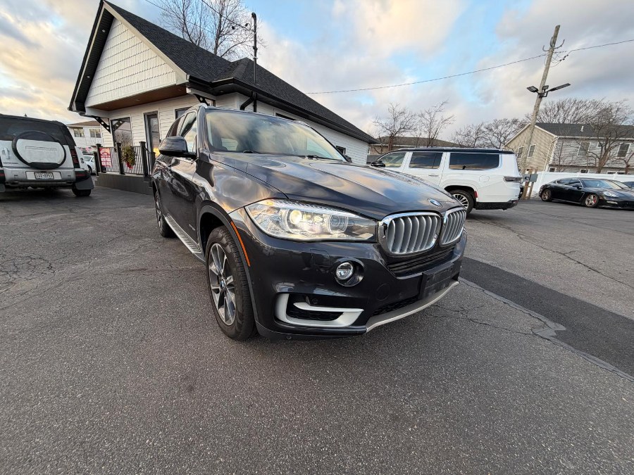 Used 2014 BMW X5 in Hicksville, New York | REGAL AUTOHAUS Auto Service and Sales. Hicksville, New York