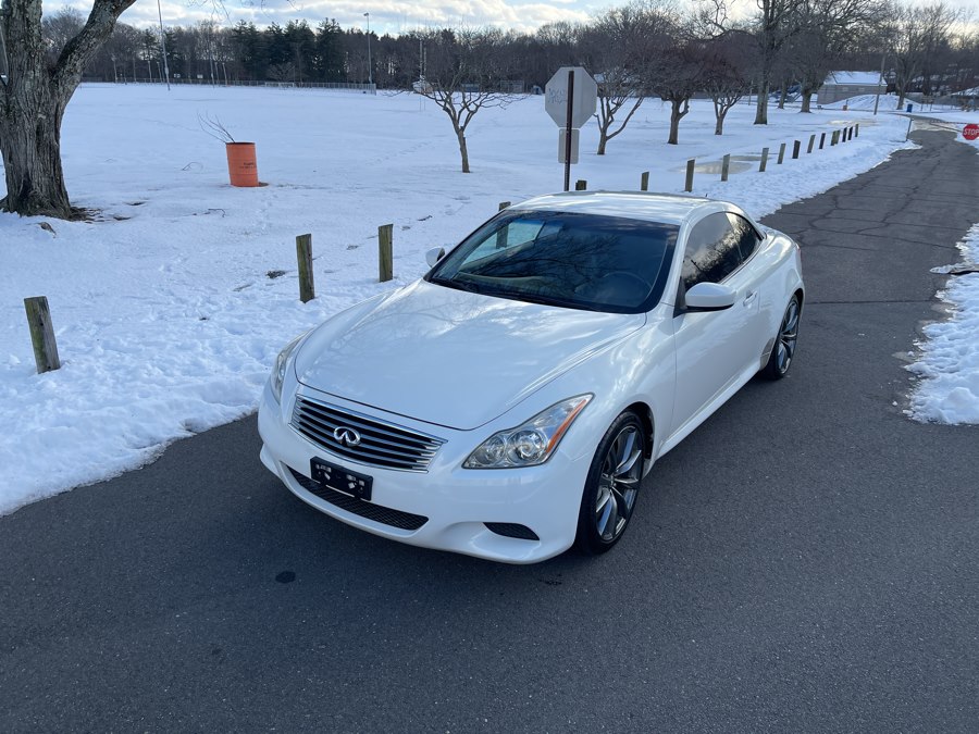 2010 INFINITI G 37 Convertible Sport 6MT's photo