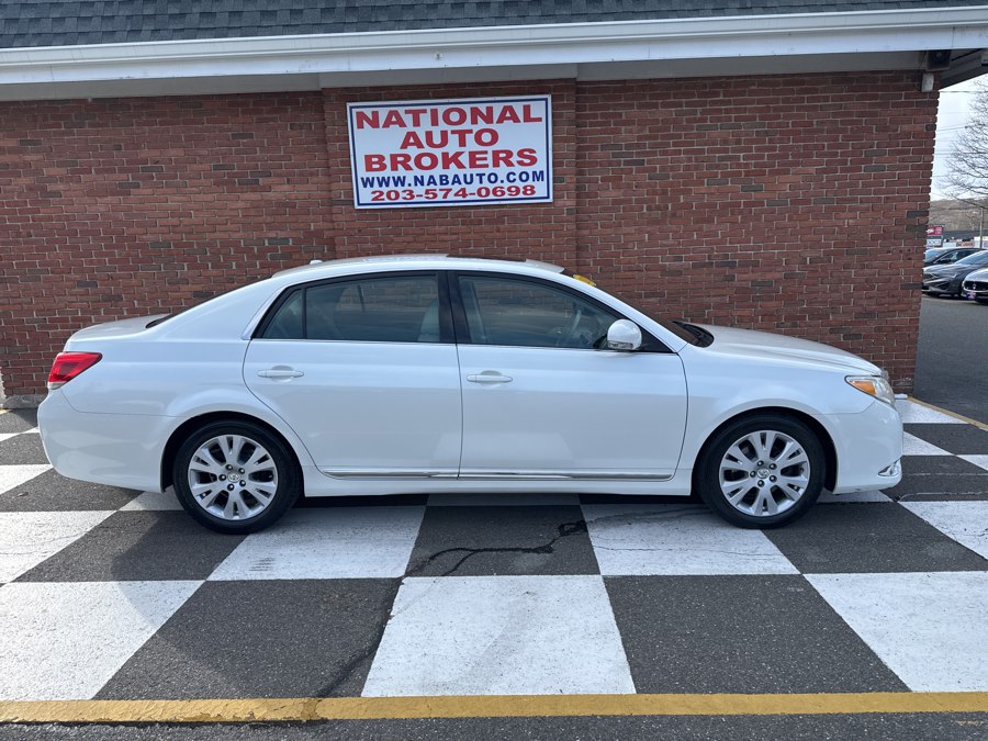 2011 Toyota Avalon 4dr Sedan, available for sale in Waterbury, Connecticut | National Auto Brokers, Inc.. Waterbury, Connecticut