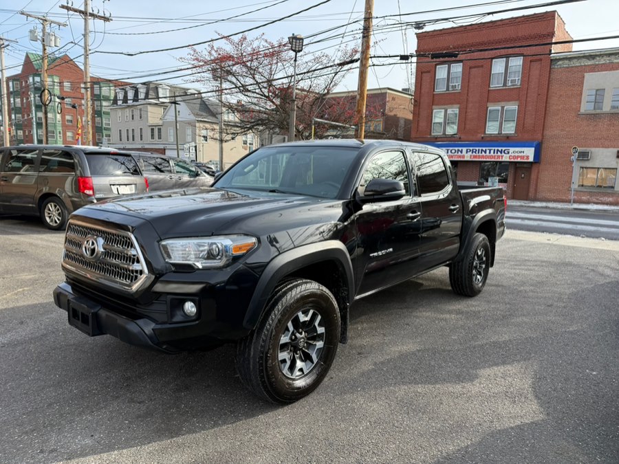 2017 Toyota Tacoma TRD Off Road Double Cab 5'' Bed V6 4x4 MT (Natl), available for sale in Shelton, Connecticut | Center Motorsports LLC. Shelton, Connecticut