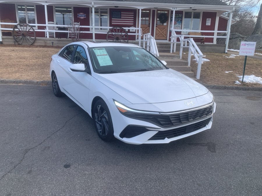 Used 2025 Hyundai Elantra in Old Saybrook, Connecticut | Saybrook Auto Barn. Old Saybrook, Connecticut