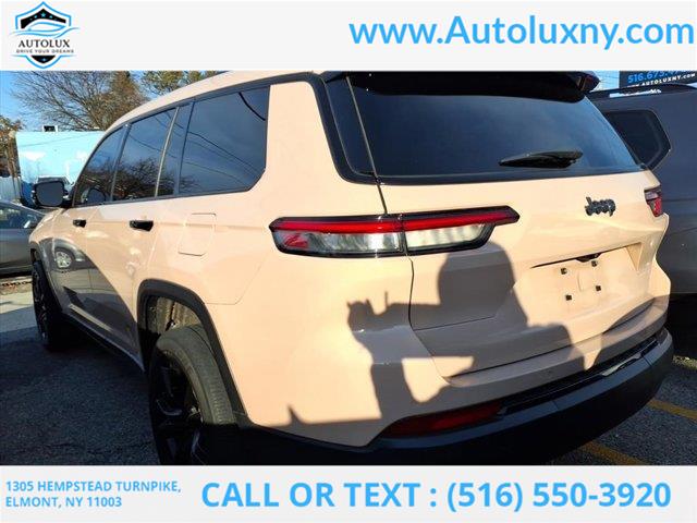 2021 Jeep Grand Cherokee L photo 2