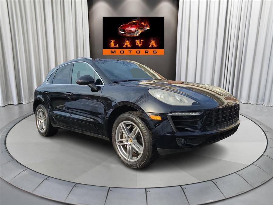 Used 2016 Porsche Macan in Canton, Connecticut | Lava Motors. Canton, Connecticut